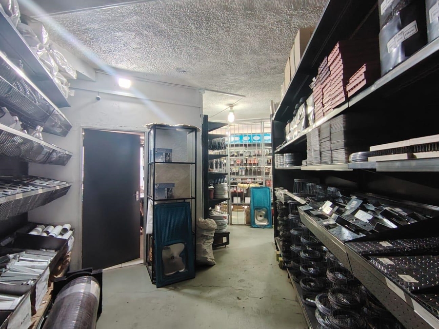 To Let commercial Property for Rent in Mthata Eastern Cape